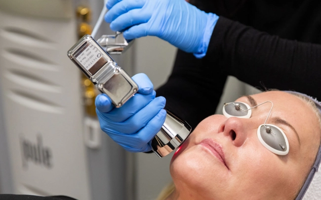 A photo of a dermapure clinic procedure room