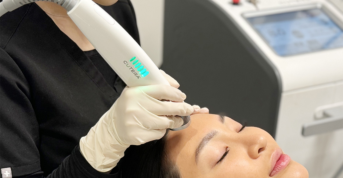 A photo of a dermapure clinic procedure room