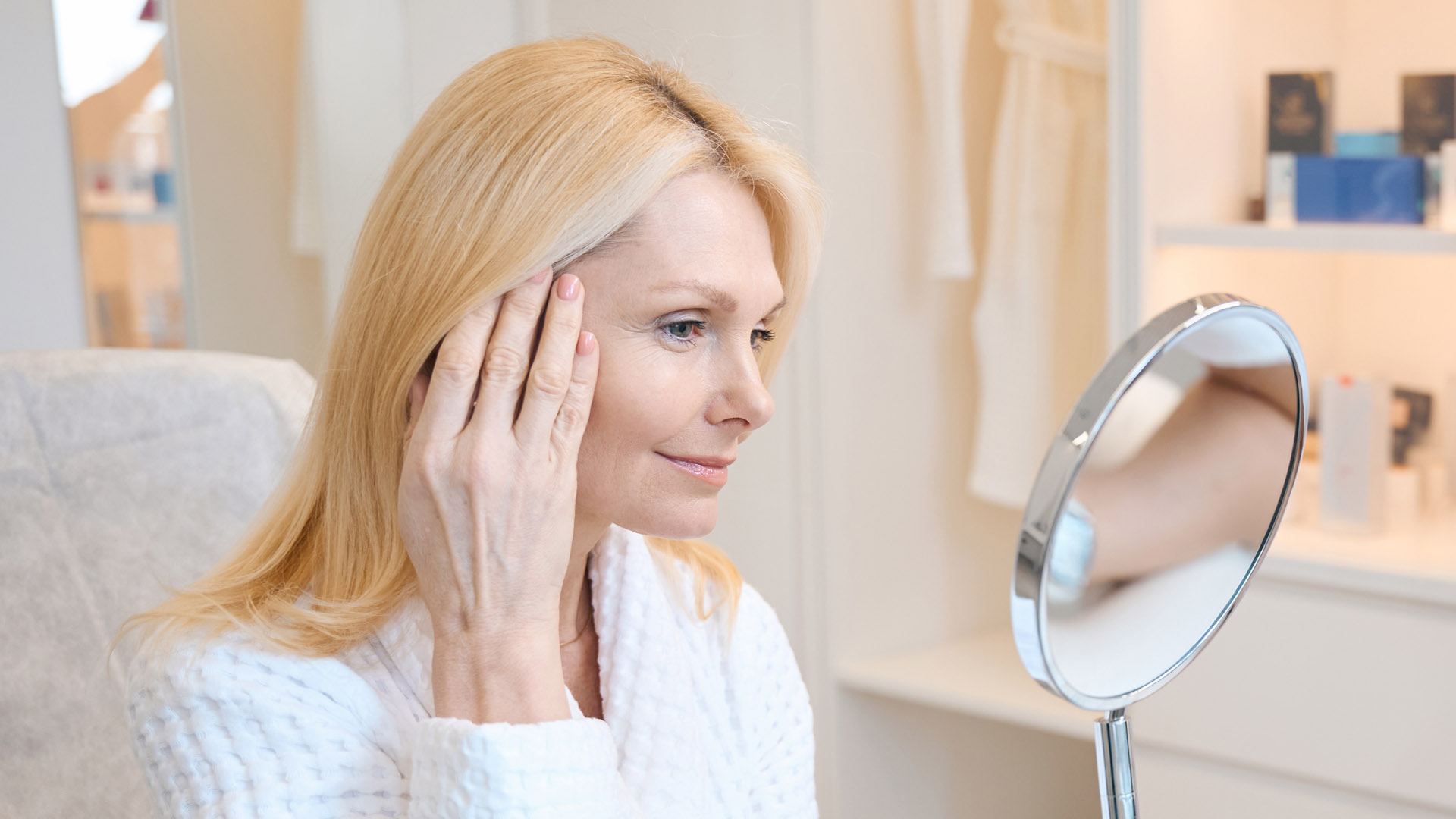 A photo of a dermapure clinic procedure room